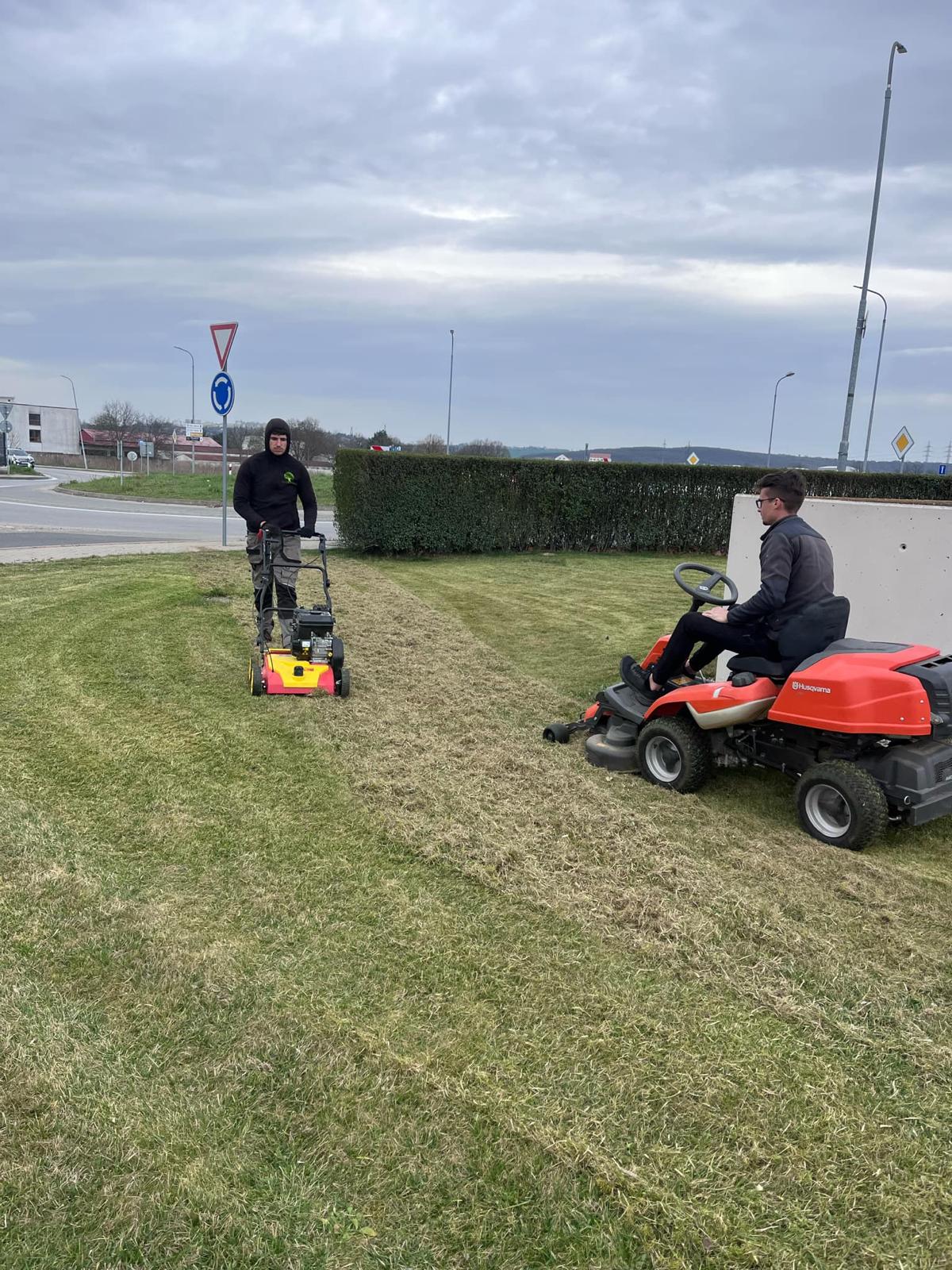 Naše služby - Unigarden, reazlizácie záhrad na kľúč, verejné priestranstvá